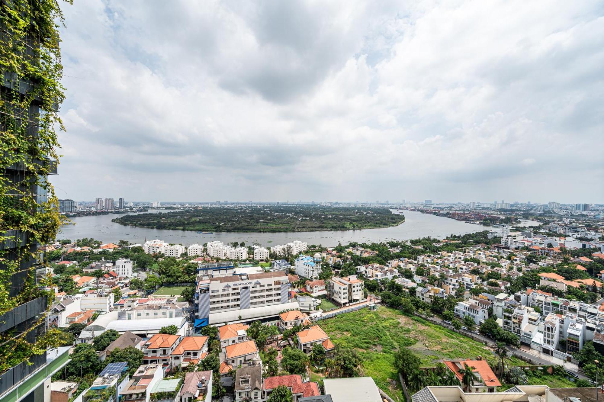 Lumiere Riverside - Raymond Holm - Luxurious 5-Star Apartment Thành Pho Ho Chí Minh Esterno foto