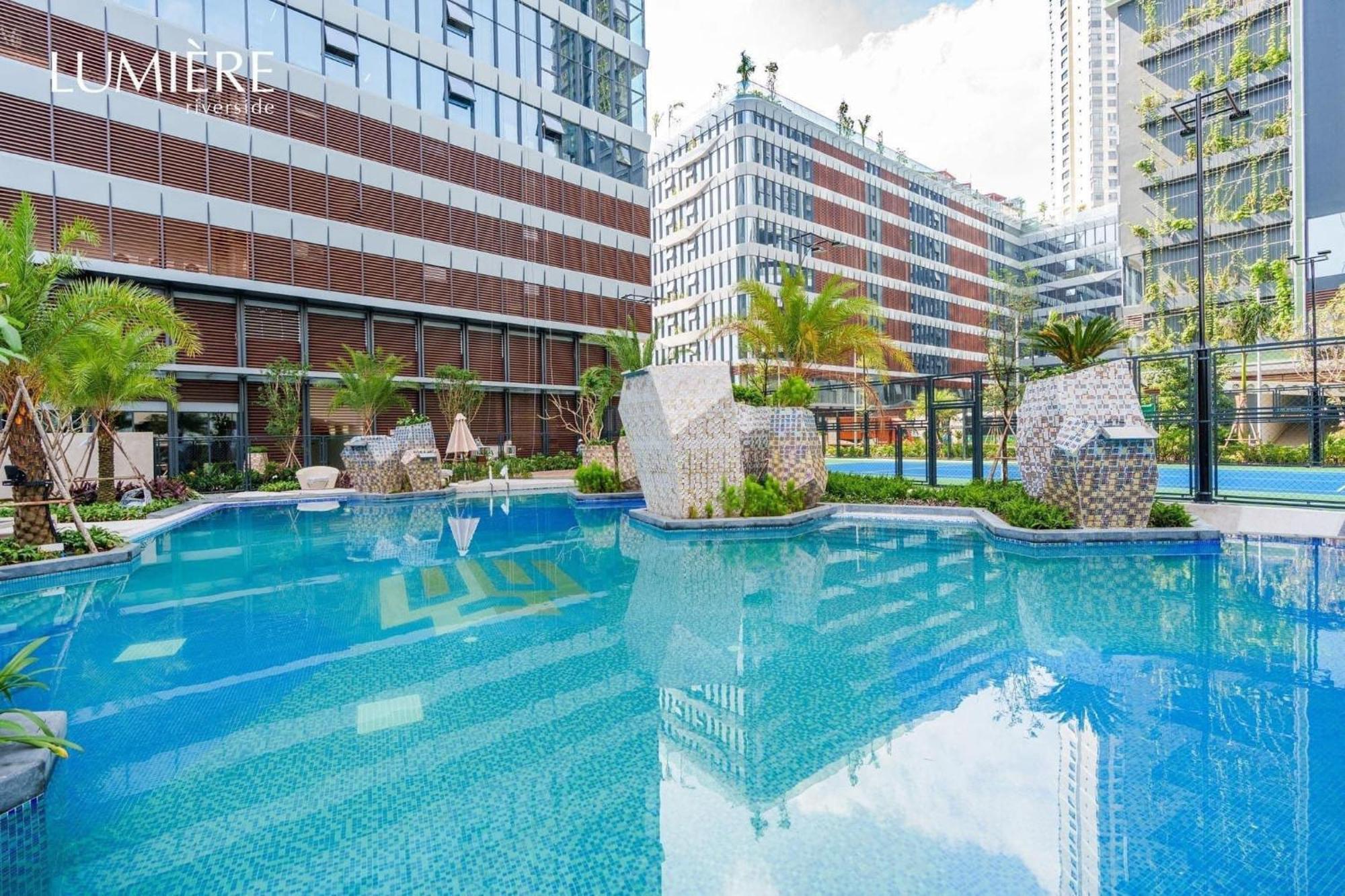 Lumiere Riverside - Raymond Holm - Luxurious 5-Star Apartment Thành Pho Ho Chí Minh Esterno foto