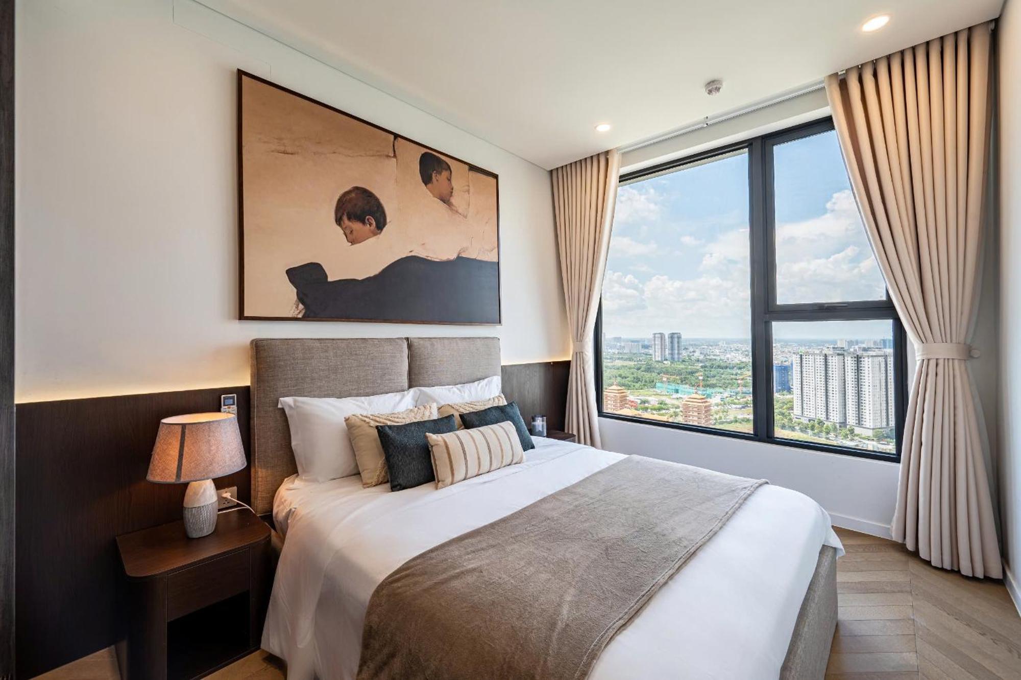 Lumiere Riverside - Raymond Holm - Luxurious 5-Star Apartment Thành Pho Ho Chí Minh Esterno foto